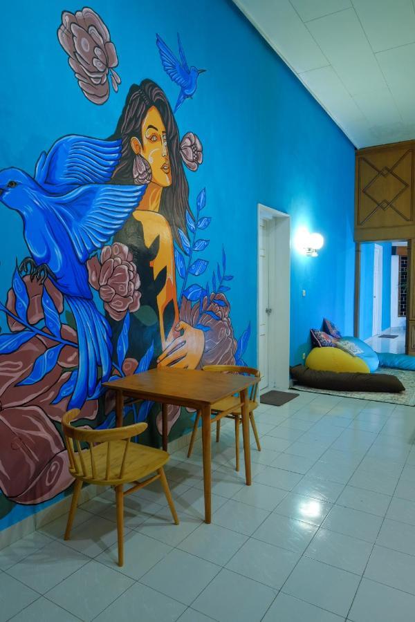 Snooze Malang Hostel Buitenkant foto