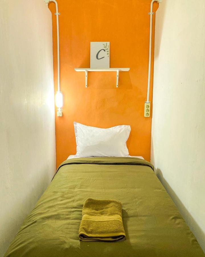 Snooze Malang Hostel Buitenkant foto